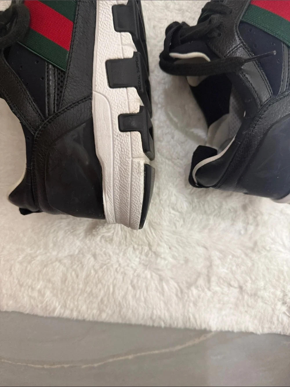 Gucci Black Men's Sneakers with Red & Green Stripe